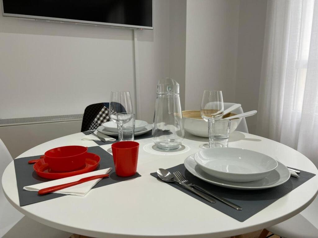 Apartamento Confot / Sbhome โนยา ภายนอก รูปภาพ